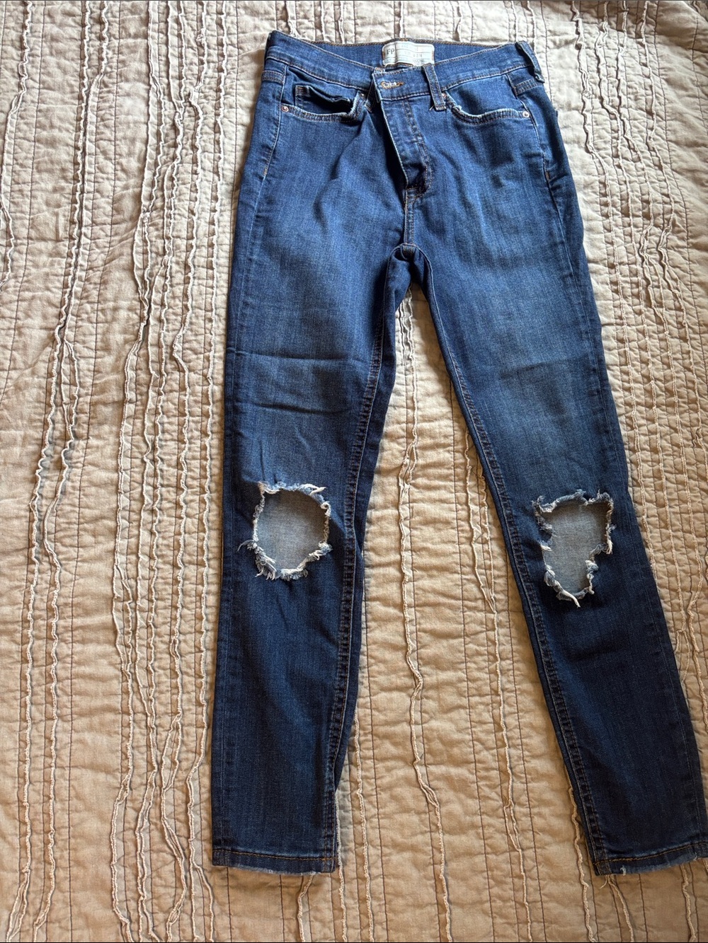 Free People Women's Distressed Dark Blue Skinny Jeans